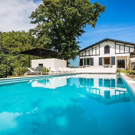 Beausite Keyweek Basque With Pool Garden And Parking * Biarritz